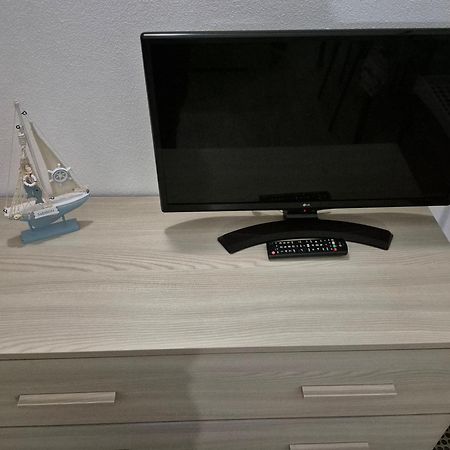 Casa Vacanza Monoboito 콰르투 산텔레나 외부 사진
